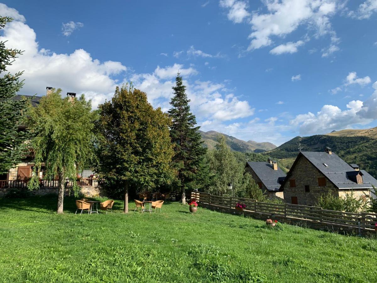 El Xalet De Tauell Hotel Rural Exterior foto