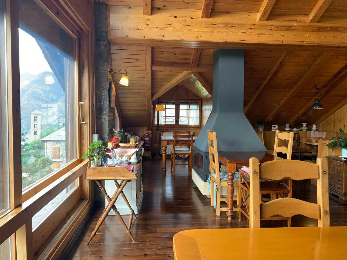 El Xalet De Tauell Hotel Rural Exterior foto